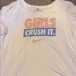 nike t-shirt